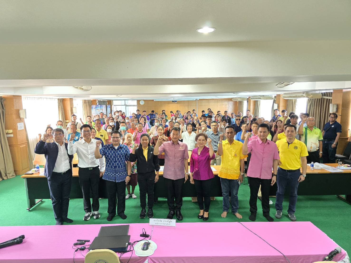 จสุรินทร์-จัดประชุมสรุปผลการศึกษาโครงการ-(สัมมนา-ครั้งที่-๓)-โครงการจ้างวิศวกรที่ปรึกษาสำรวจและออกแบบทางหลวง-๔-ช่องจราจร-บนทางหลวงหมายเลข-๒๑๔-อท่าตูม-–-สุรินทร์- (บตาฮะ-–-อ.ท่าตูม)