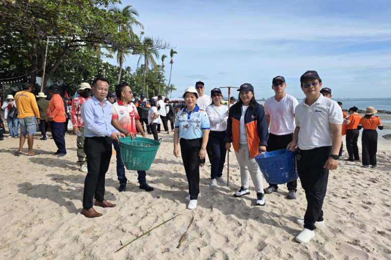 “แอ๊ดวานซ์ กรุ๊ป เอเชีย” รวมพลังเทศบาลนครหัวหิน เก็บขยะชายหาดหัวหิน สร้างท่องเที่ยวยั่งยืน