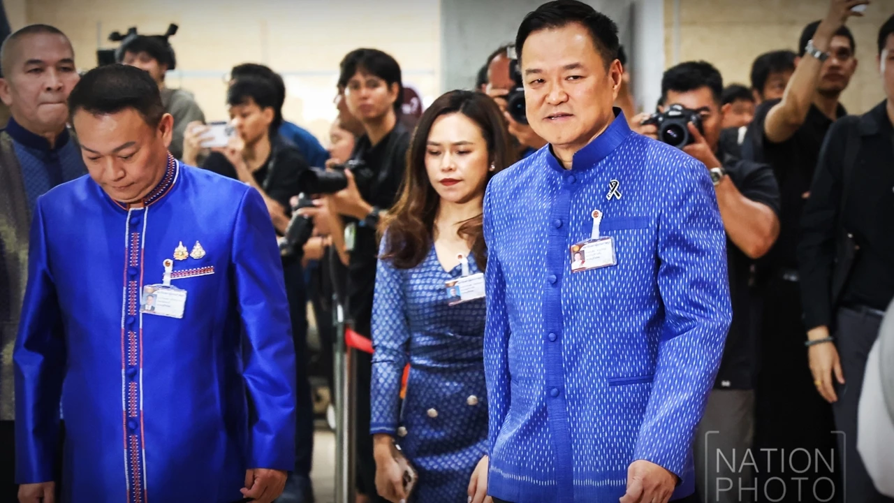‘อนุทิน-2’-เจอโจทย์ใหญ่-วิกฤติเศรษฐกิจจ่อคอหอย