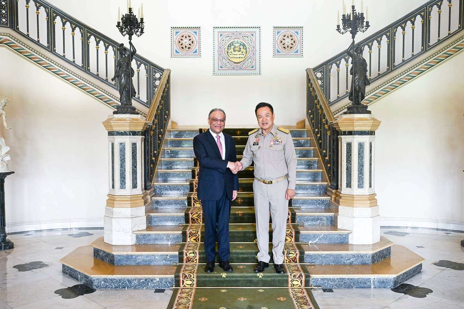 ทูตอินเดีย-พบนายกฯ-สานต่อความร่วมมือการลงทุน-–-ท่องเที่ยว-พร้อมหารือมาตรการพลังงาน-รับมือสถานการณ์-ตอ.กลาง