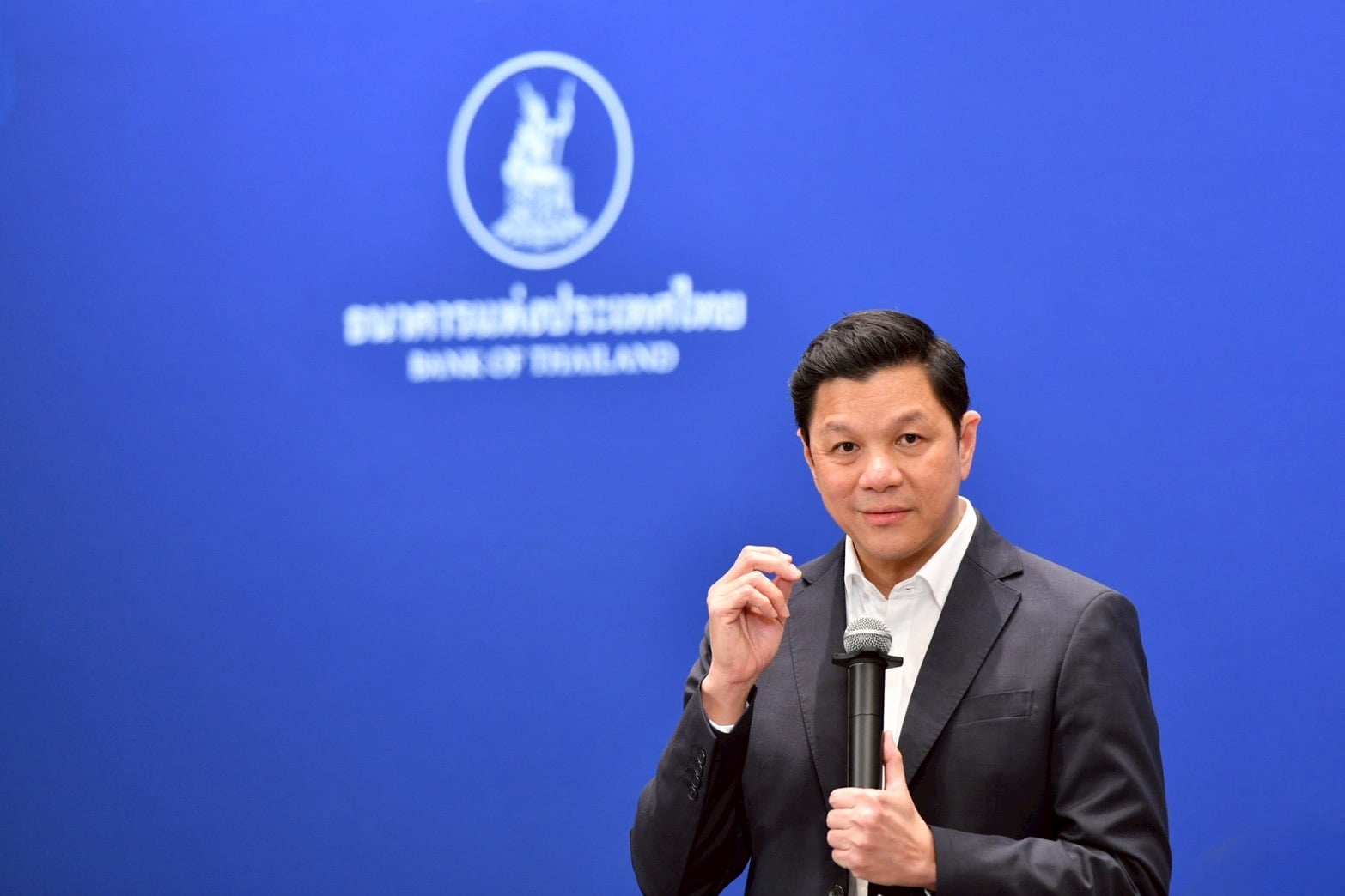 ‘แบงก์ชาติ’-จ่อหั่นจีดีพีเซ่นไฟสงคราม-ยันไม่ขึ้นดบ.-ลุยอัดมาตรการอุ้มลูกหนี้