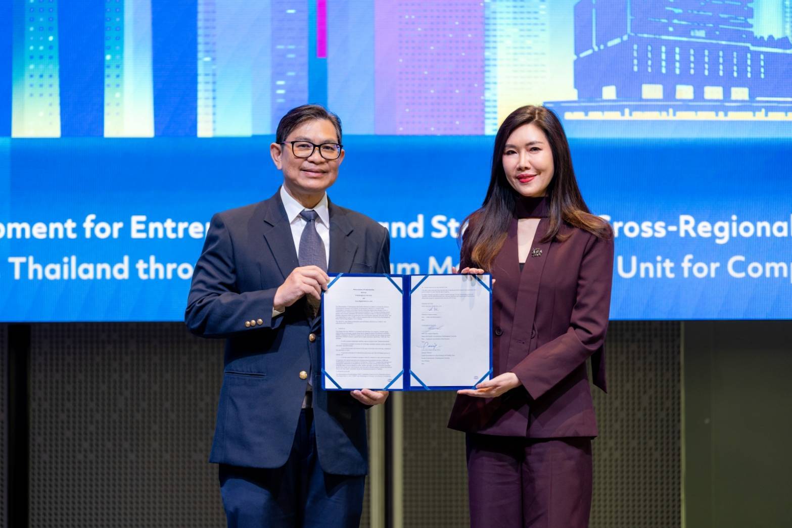 จุฬาลงกรณ์มหาวิทยาลัย-ผนึกกำลัง-ทรู-ดิจิทัล-พาร์ค-ลงนามบันทึกข้อตกลงความร่วมมือ-พัฒนาระบบนิเวศสตาร์ทอัพไทยเทียบชั้นสากล