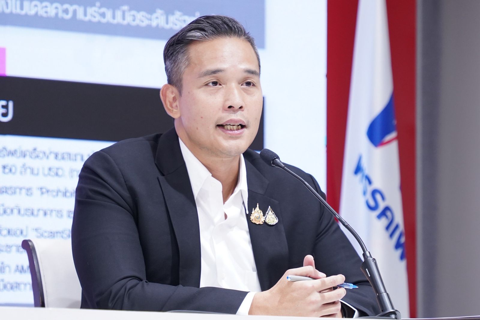 ‘ศึกษิษฏ์’-รวมข้อสั่งการ-5-กระทรวง-รัฐมนตรีเพื่อไทยผนึกกำลังประสานงาน-สร้างทุนมนุษย์-เดินหน้าประเทศสู่เศรษฐกิจมูลค่าสูง