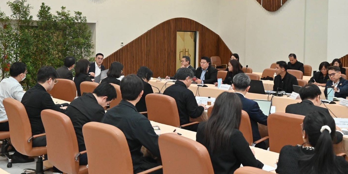 รมวทส.-สั่งกรมโลกร้อน-เร่งดันคาร์บอนต่ำเข้าแผนพัฒนาที่-14-ปูทางแข่งขันระยะยาว