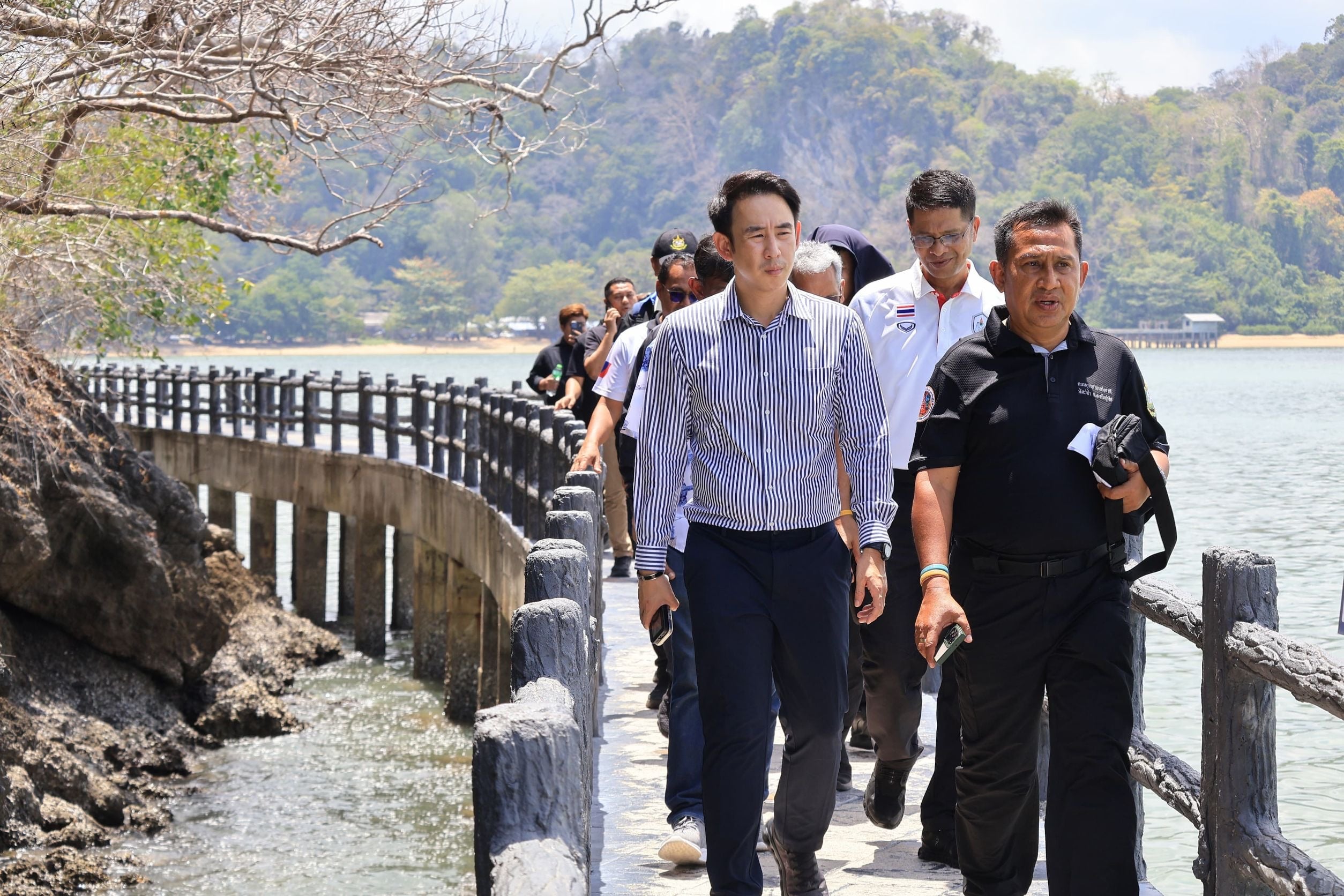‘มท4’หารือภาคีเครือข่าย-จสตูล-ดึงศักยภาพพื้นที่พัฒนา-‘ศก.-–-คุณภาพชีวิต’-ประชาชนอย่างยั่งยืน-|-เดลินิวส์