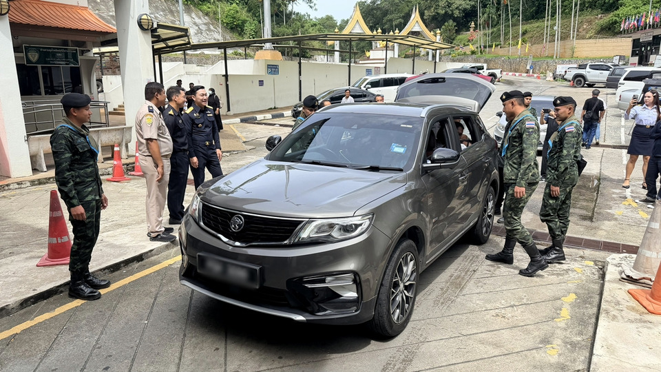 ศุลกากรเบตงสนธิกำลังเข้มชายแดน-ยึดสินค้าหนีภาษี-ปกป้องเศรษฐกิจไทย