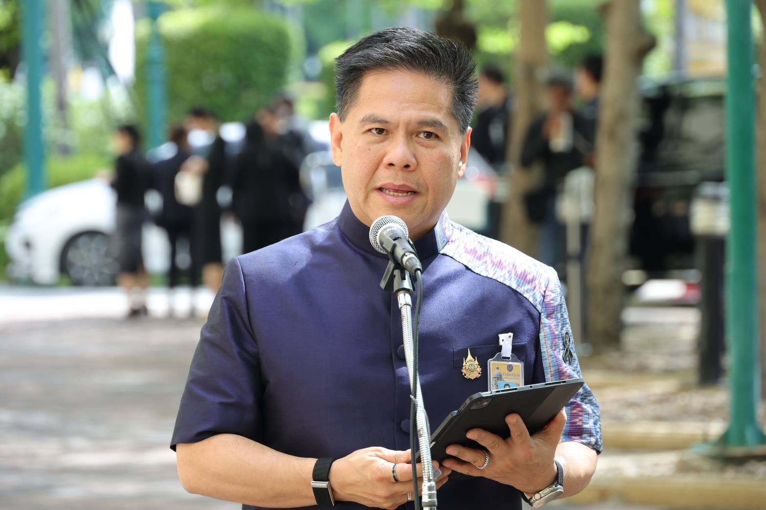 ‘วราวุธ’-จ่อระดมกองทุนแสนล้าน-ลุยเศรษฐกิจสีเขียว-–-เอไอ-|-เดลินิวส์
