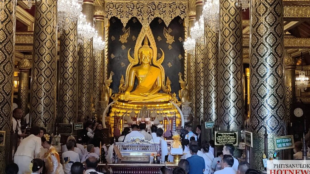ถวายดอกบัว-พุทธศรัทธาบูชาพระพุทธชินราช-669-ปี