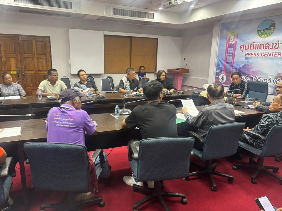 ตรัง-เร่งวางแผนขับเคลื่อนเศรษฐกิจฐานราก-จับมือภาคเอกชนเดินหน้าสร้างรายได้สู่ชุมชน