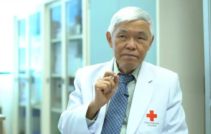‘หมอยง’ แจงยังไม่มีผลวิจัยเพียงพอให้ ‘ผู้สูงอายุ’ ฉีดวัคซีนไข้เลือดออก