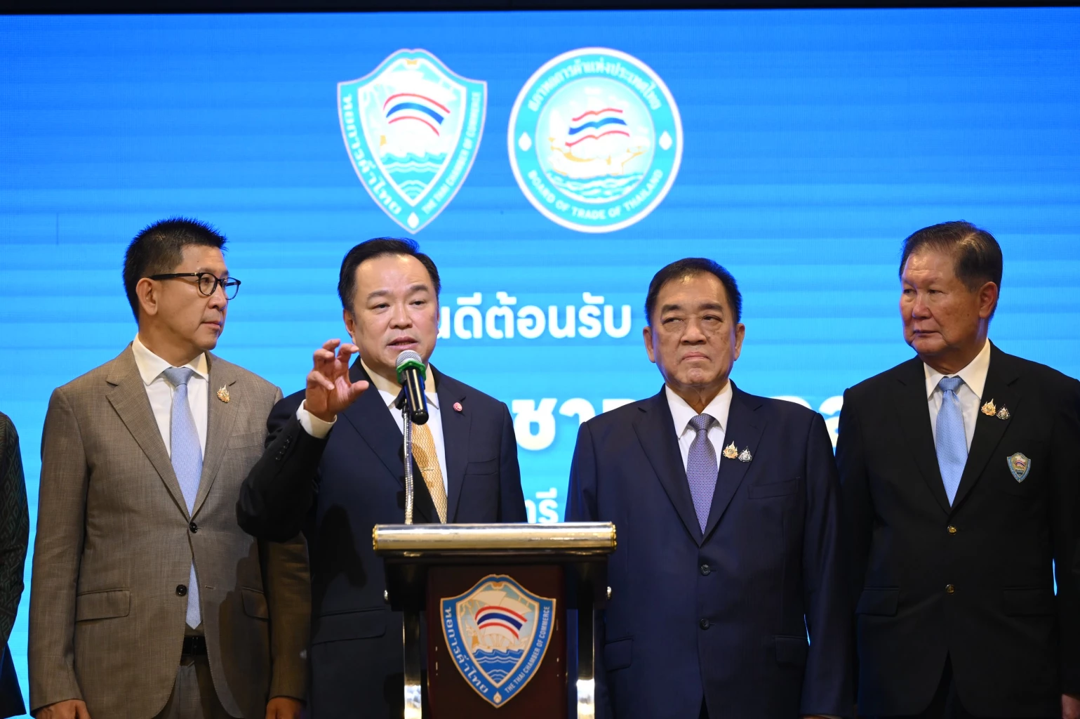 นายก-พบ-หอการค้าไทย-รับข้อเสนอฟื้นเศรษฐกิจ-บรรจุนโยบายเศรษฐกิจ