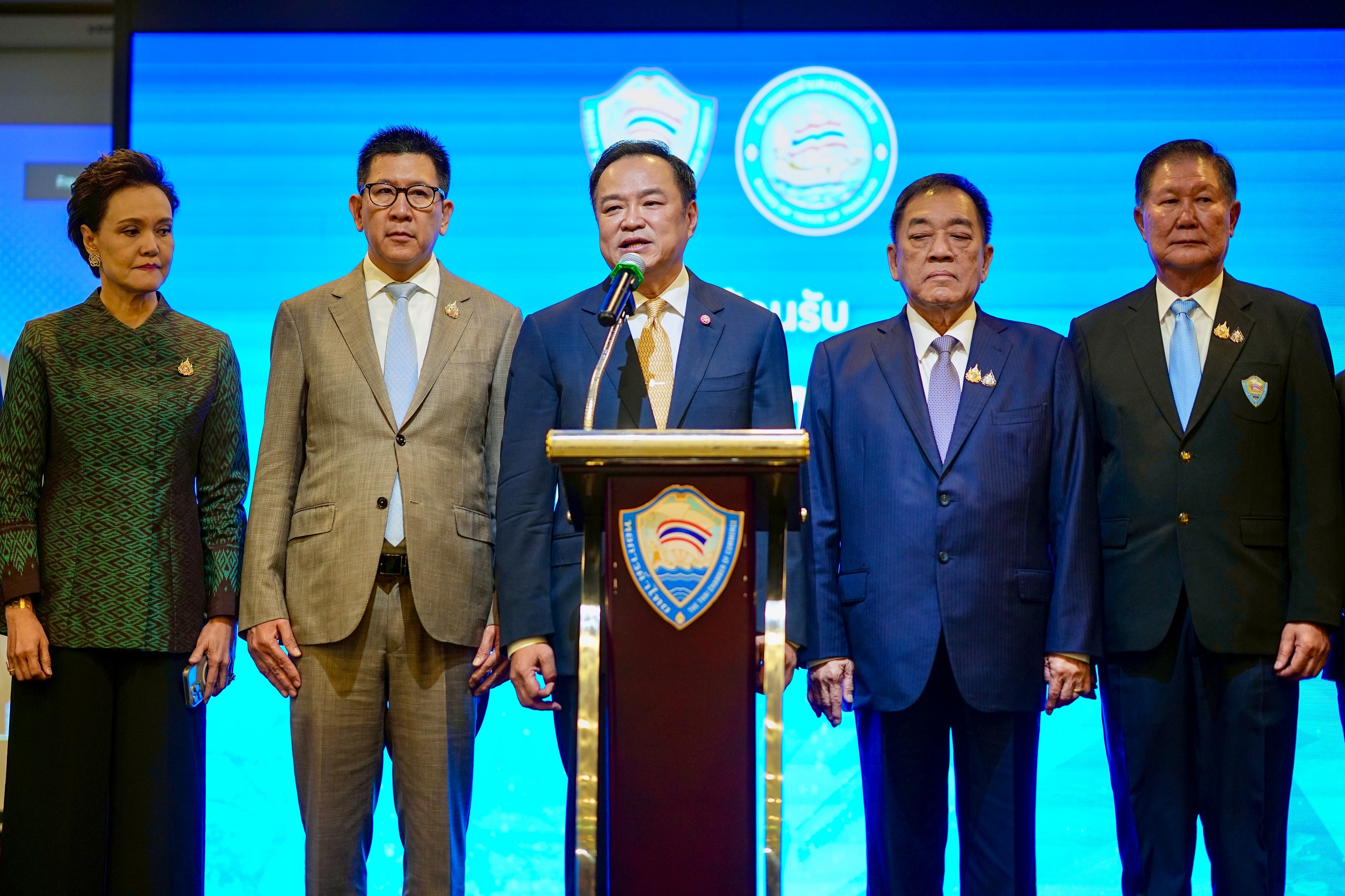 “อนุทิน”-นำว่าที่-รมตเศรษฐกิจ-ถกหอการค้า-รับฟัง-7-ข้อเสนอฟื้น-ศก.-ย้ำ-นโยบาย-ทำได้จริง-ทำได้เลย-ไม่สนใครได้เครดิต