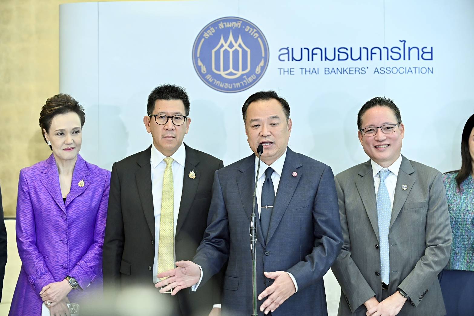 นายกฯ-แย้มโครงร่างนโยบายรัฐบาล-ครอบคลุมทั้ง-‘ความมั่นคง-เศรษฐกิจ-สังคม’