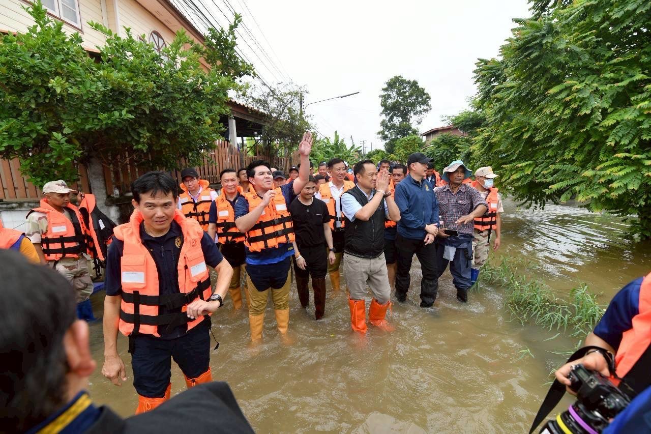 “สุรศักดิ์”-ลงพื้นที่บางบาล-ติดตามสถานการณ์น้ำสั่งการ-สสน.-–-จิสด้า-ใช้เทคโนโลยีแก้น้ำท่วมซ้ำซาก-|-เดลินิวส์