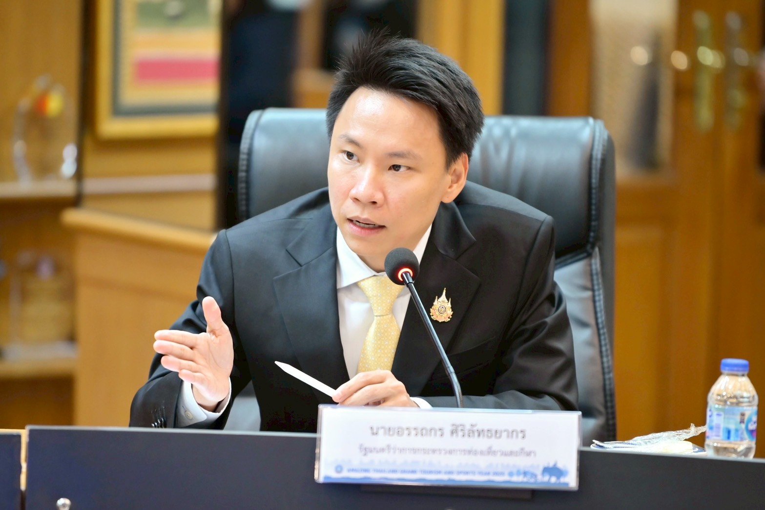 ‘อรรถกร’-มอบ-ททท.-เร่งดึงนักท่องเที่ยวต่างชาติ-ฟื้นเศรษฐกิจไทย