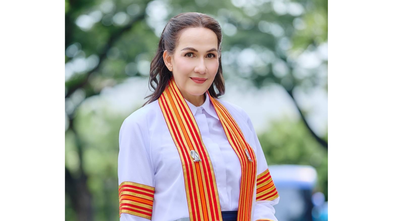 รีเบคก้า-รัสเซลล์-อดีตนางแบบ-รองมิสไทยแลนด์เวิลด์-คว้าปริญญาเอก-จุฬาฯ
