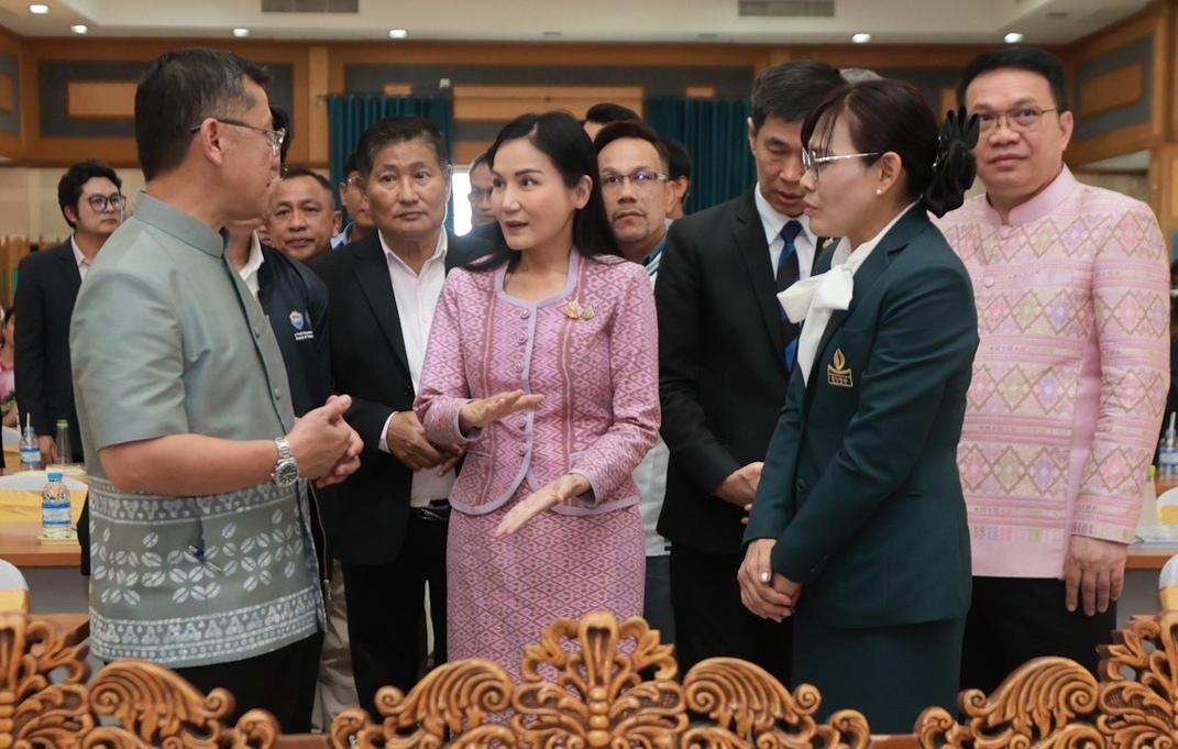“รมวนฤมล”ตรวจเยี่ยมรร.ศรัทธาสมุทร-เร่งซ่อมอาคารเรียน-พังจากแผ่นดินไหว-พร้อมดันแผนปรับปรุงบ้านพักครูทั่วประเทศ