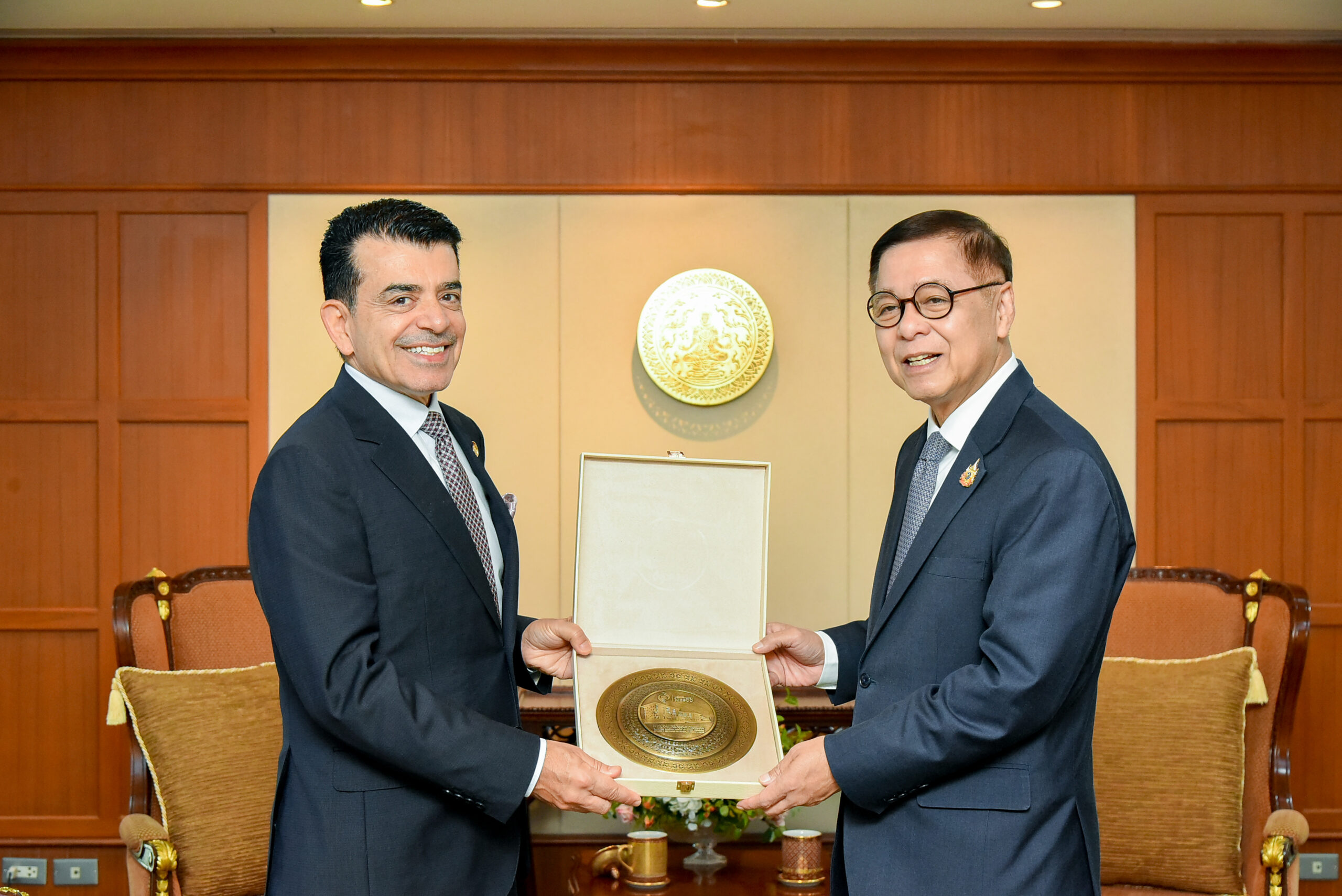 รัฐมนตรีว่าการกระทรวงการต่างประเทศพบหารือกับผู้อำนวยการใหญ่ขององค์การเพื่อการศึกษา-วิทยาศาสตร์-และวัฒนธรรมแห่งโลกอิสลาม-–-กระทรวงการต่างประเทศ