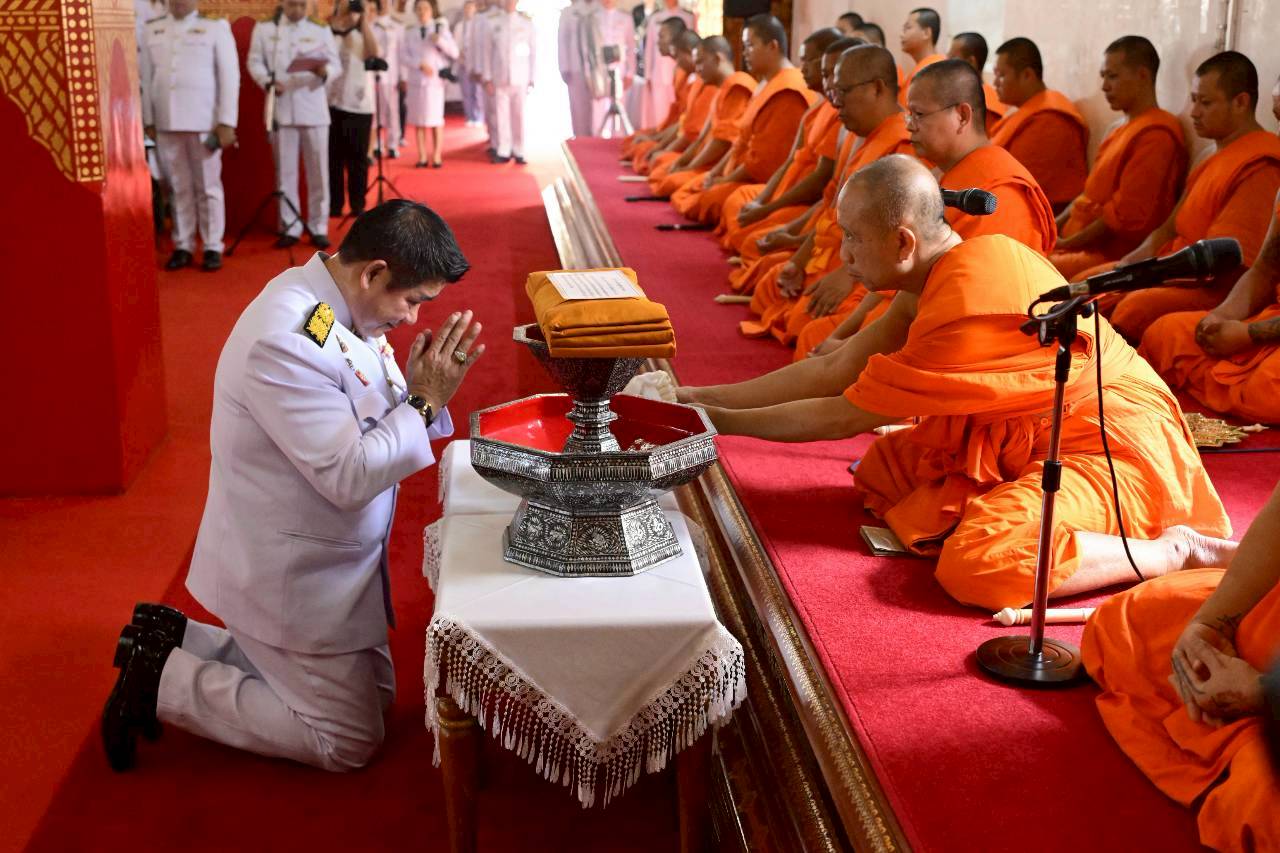 กระทรวงเกษตรและสหกรณ์-ถวายผ้าพระกฐินพระราชทาน-ประจำปี-2568-ณ-วัดศรีโคมคำ-พระอารามหลวง-จังหวัดพะเยา