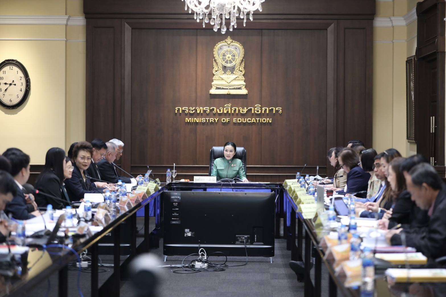 “รมวนฤมล”ประชุมบอร์ด-กช-อนุมัติงบอุดหนุนอาหารกลางวันเด็กเอกชน-เอกชนการกุศลฯ-กว่า-1.4-ล้านคนทั่ว-ประเทศ