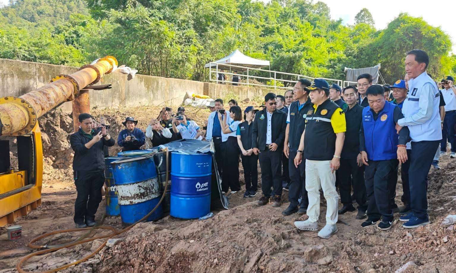 “รอธรรมนัส”-ลุยอุตรดิตถ์!-เร่งช่วยเกษตรกรพ้นภัย-“บัวลอย”-สั่งด่วนซ่อมสะพานส่งน้ำ-14+200-คืนไร่นา-5.4-หมื่นไร่