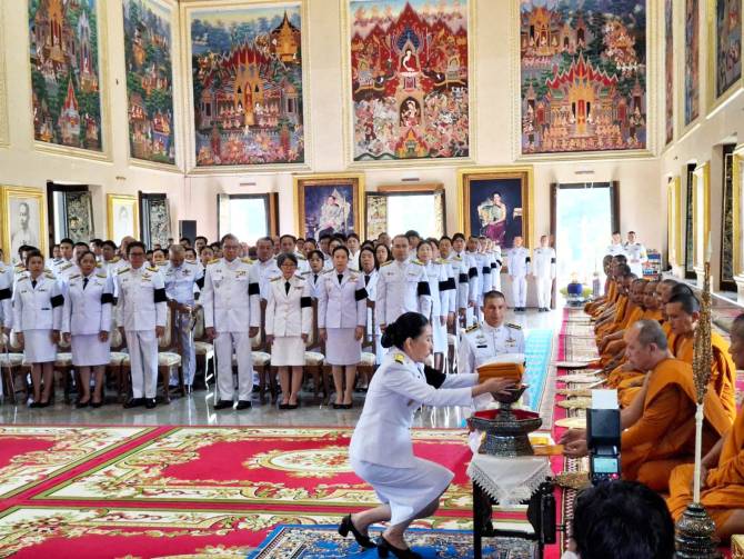 “ปลัดท่องเที่ยว”-เป็นประธานถวายผ้าพระกฐินพระราชทาน-ณ-วัดธรรมิการามฯ-ยอดรวมกว่า-2-ล้านบาท