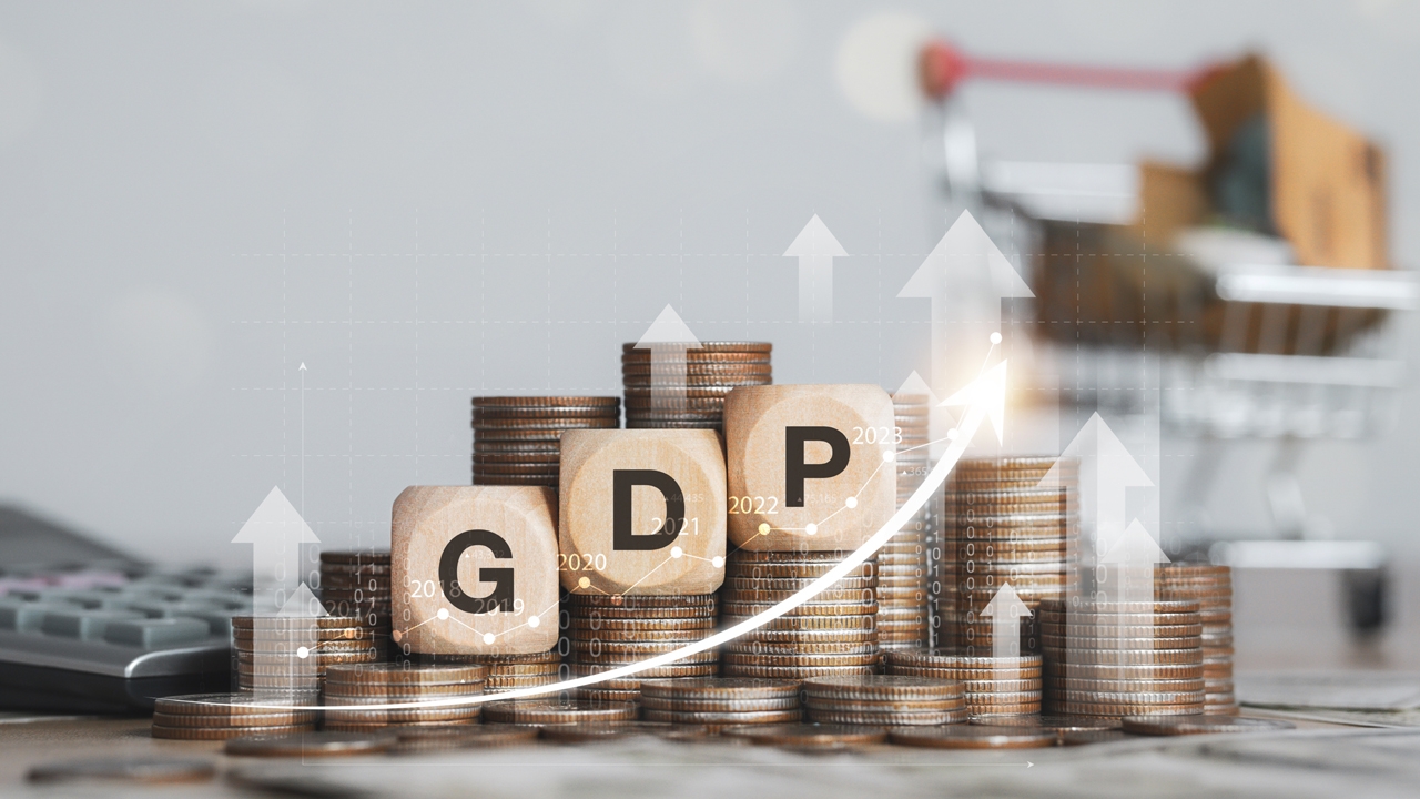 สศค-คาด-gdp-ไทยปี-2568-โต-2.4%-จากมาตรการกระตุ้นเศรษฐกิจ-“คนละครึ่งพลัส”