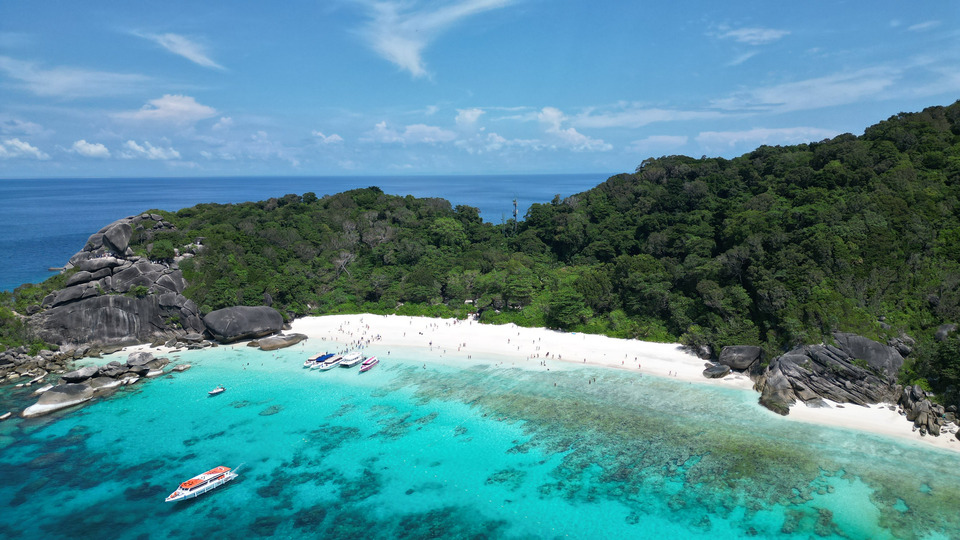 กลับมาแล้ว!-เกาะสิมิลัน-‘เกาะ-8’-หินเรือใบ-อ่าวเกือก-สวรรค์นักท่องเที่ยวใต้ท้องทะเล