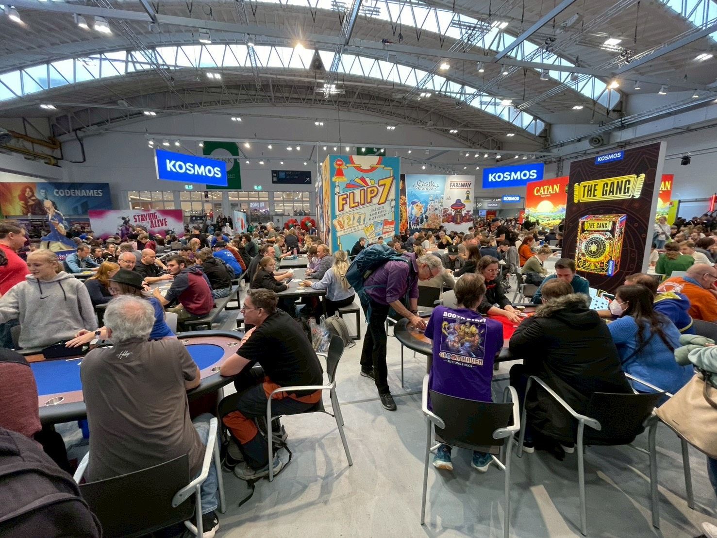 งานบอร์ดเกมเยอรมัน-spiel-essen-2025-ประสบความสำเร็จ-สร้างสถิติผู้เข้างานมากที่สุด