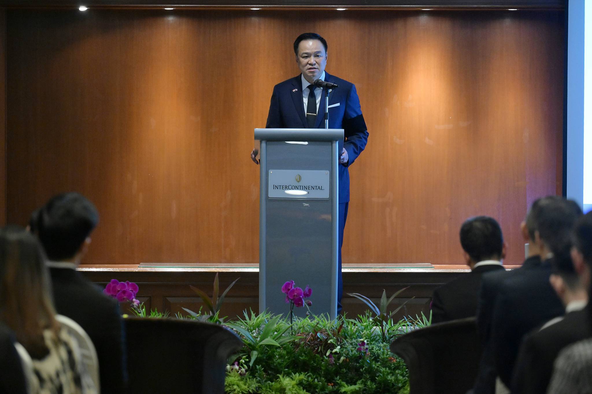นายกฯ-อนุทิน-พบชุมชนไทยในสิงคโปร์-ย้ำไทย-–-สิงคโปร์เดินหน้าความร่วมมือเศรษฐกิจ-ความมั่นคงทางอาหาร-ส่งเสริมสุขภาพ