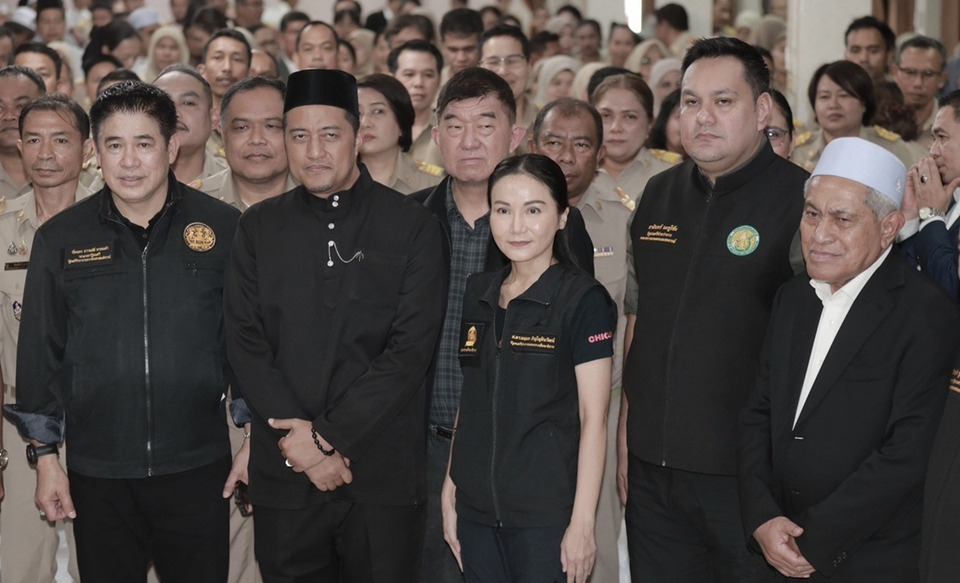“ธรรมนัส-นฤมล”-ลงพื้นที่ปัตตานี-ฟังเสียงครูปลายด้ามขวาน-ย้ำต้องได้รับการดูแลอย่างมีศักดิ์ศรี