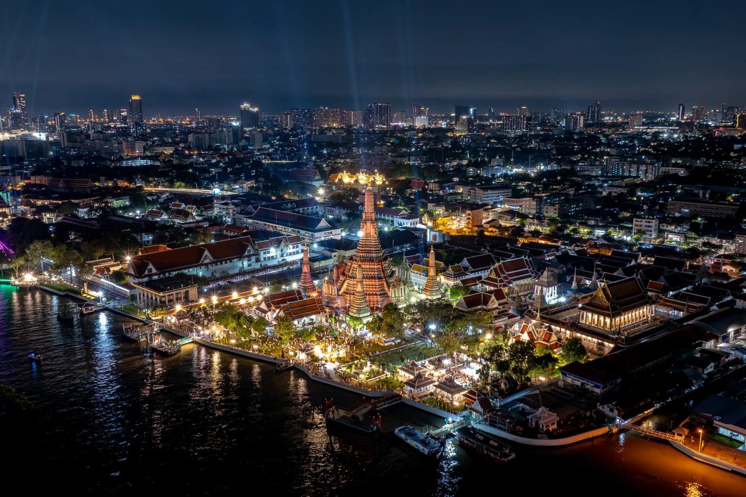 เริ่มแล้ว!-วิจิตรเจ้าพระยา-2568-รวม-15-จุดการแสดง-โดรนนับพัน-9-พย-23-ธค.นี้