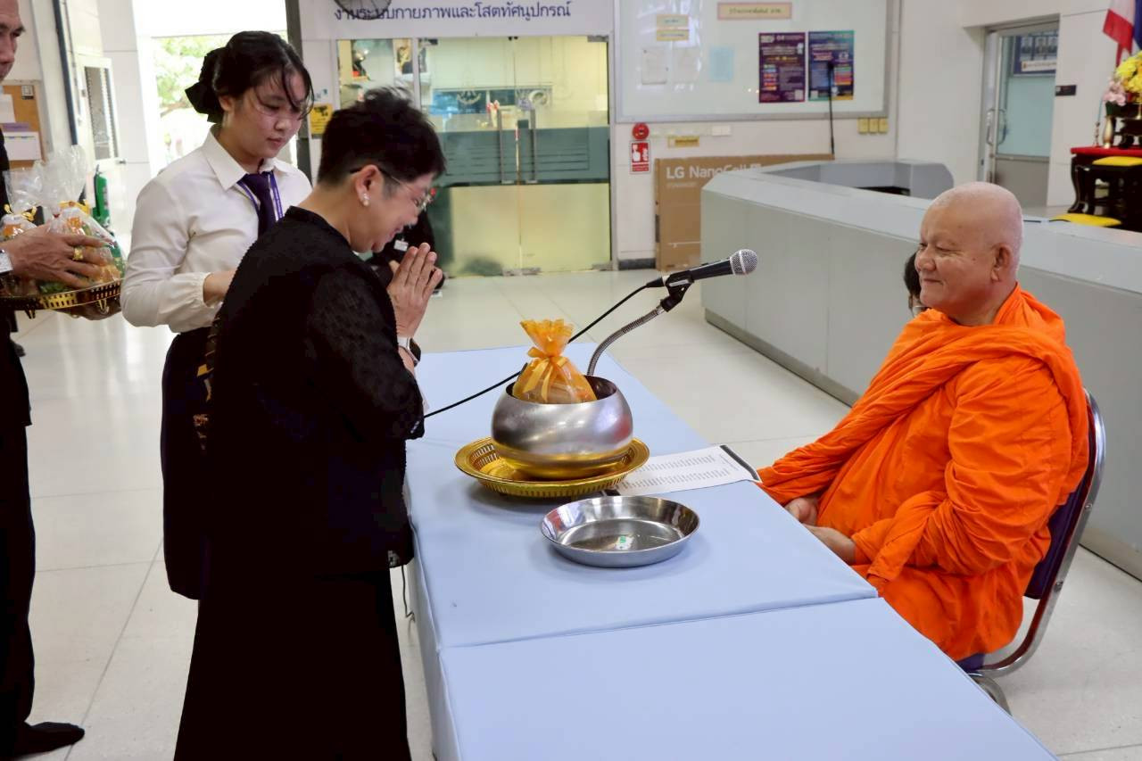 สจด.-จัดพิธีถวายสังฆทาน-เพื่อถวายพระราชกุศลในการบำเพ็ญกุศลปัณรสมวาร-15-วันแด่สมเด็จพระนางเจ้าสิริกิติ์-พระบรมราชินีนาถ-พระบรมราชชนนีพันปีหลวง-—-สถาบันเทคโนโลยีจิตรลดา-cdti