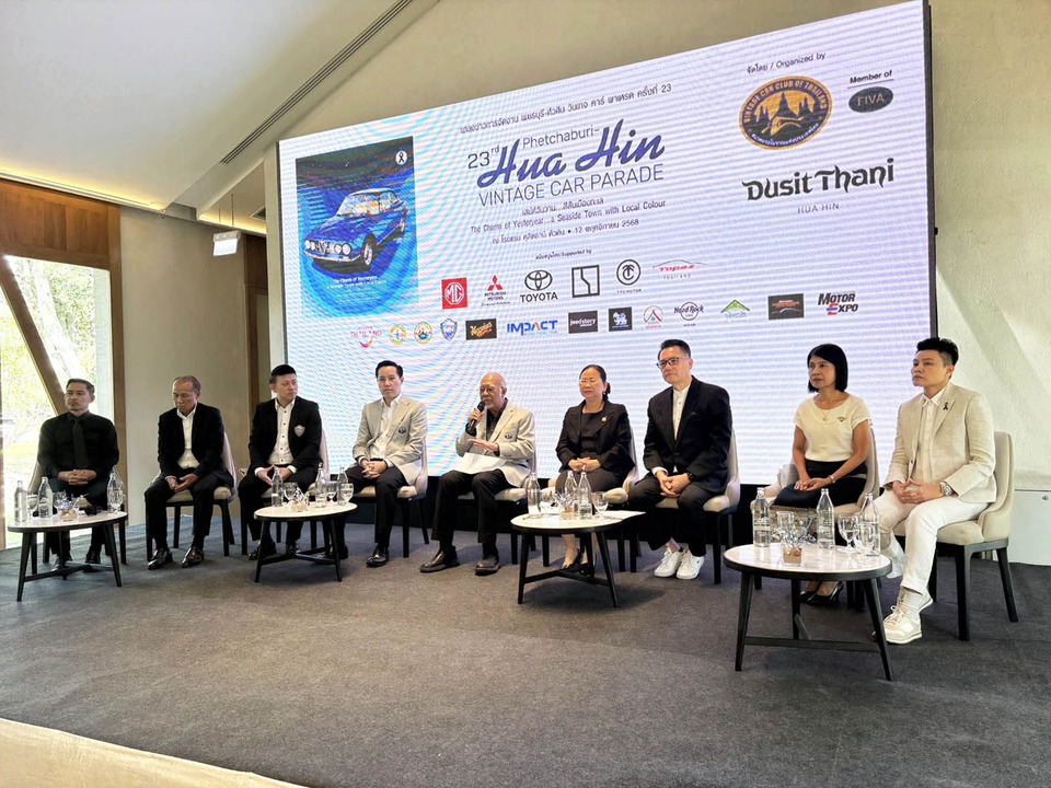 เพชรบุรี-หัวหิน-วินเทจ-คาร์-พาเหรด-คืนชีพรถโบราณสุดคลาสสิก-ปลุกท่องเที่ยวสองเมืองทะเล