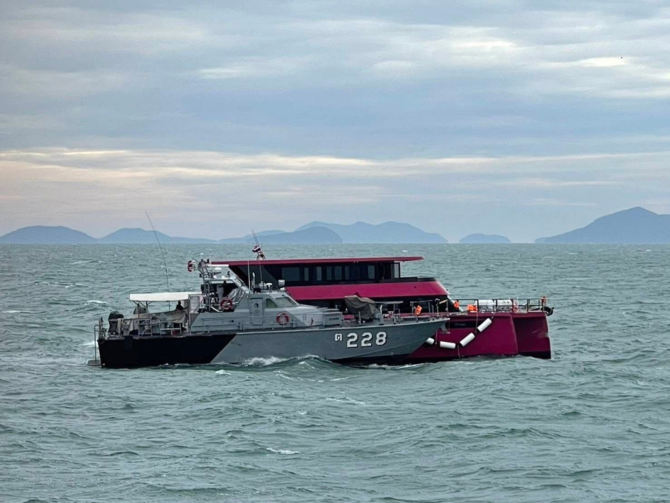 เจ้าท่าตราดคุมเข้มเรือท่องเที่ยวหลังเรือล่ม-ชี้คลื่นแรงทำท้องเรือแตก-บริษัทเรือขอโทษเหตุสุดวิสัย
