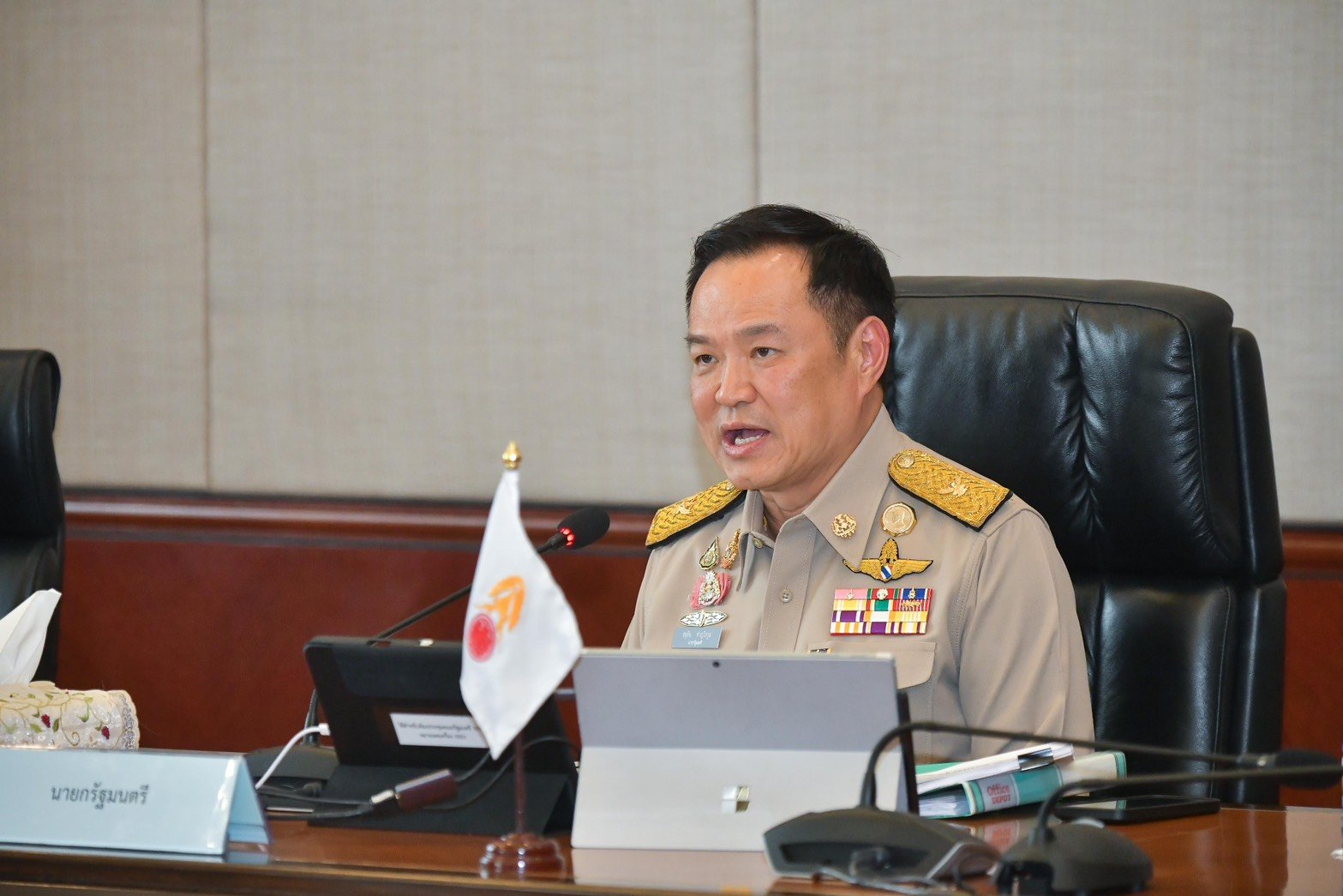 นายกฯ-สั่งกลางวง-ครม.เศรษฐกิจ-ตั้ง-‘ธรรมนัส’-บัญชาการช่วยเหลือน้ำท่วมภาคใต้