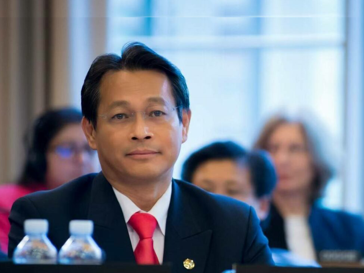 ศ.สุชาติ-ระบุจะฟื้น​-gdp​-ต้องสร้างงานให้คนทำเยอะๆ​-ให้คนลงทุน​มากๆ​-และขายผลผลิตได้​มาก-การแจกเงิน-ไม่ฟื้นเศรษฐกิจ
