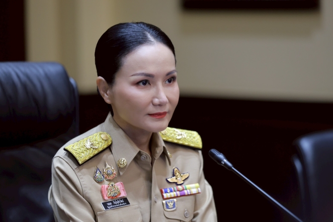  “นฤมล”สั่ง-ศธ.ระดมกำลังลุยฟื้นฟูภาคใต้-ตั้ง-fix-it-center-50-ศูนย์-ซ่อมบ้าน-ซ่อมชีวิต- ย้ำต้องเร่งเปิดเรียนให้เร็วที่สุด-ไม่ให้กระทบเด็ก