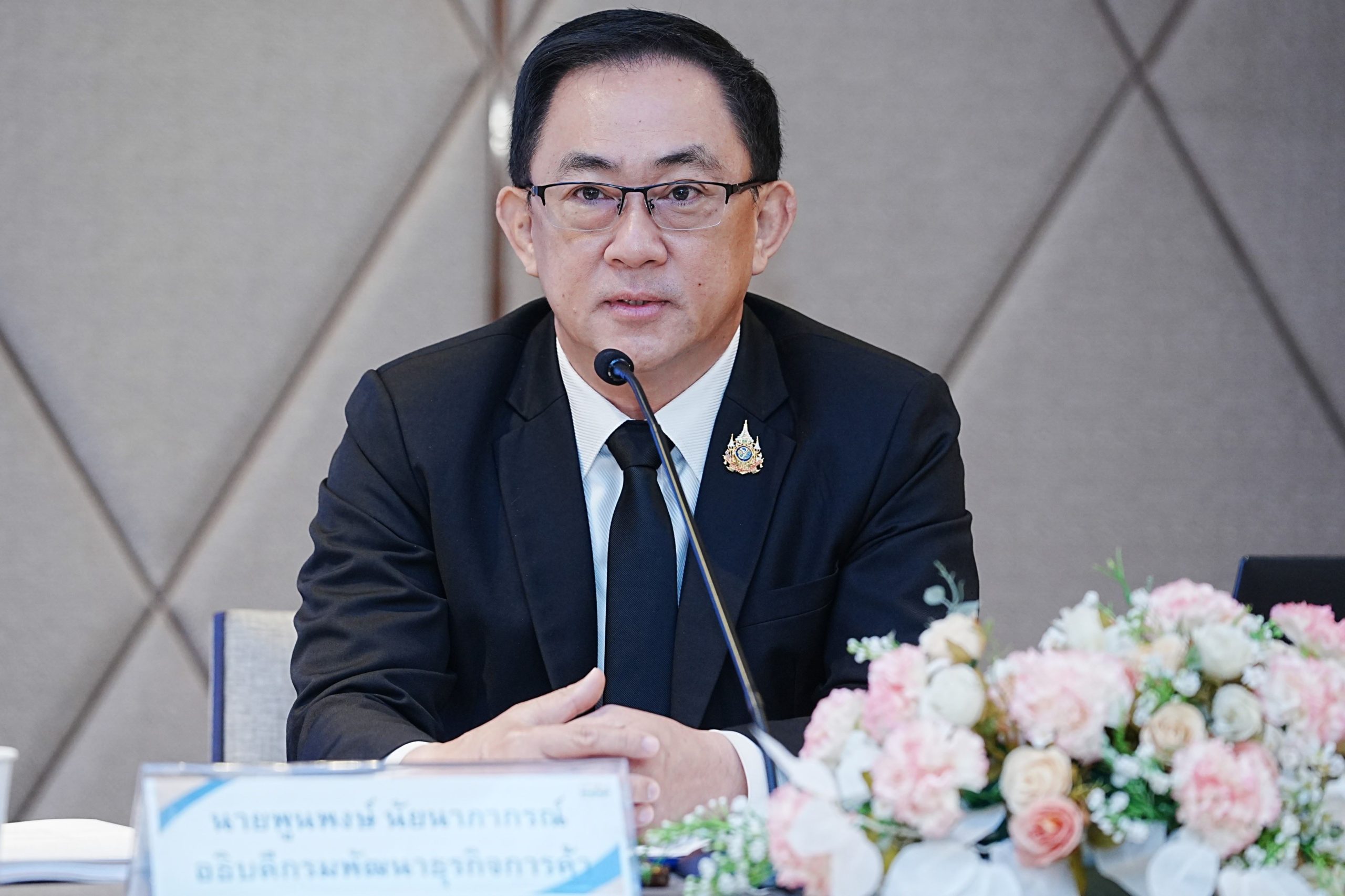 ธุรกิจค้าปลีกไทยยืนอยู่จุดหัวเลี้ยวหัวต่อ-เผชิญแข่งขันรุนแรง-เศรษฐกิจเปราะบาง-:-อินโฟเควสท์