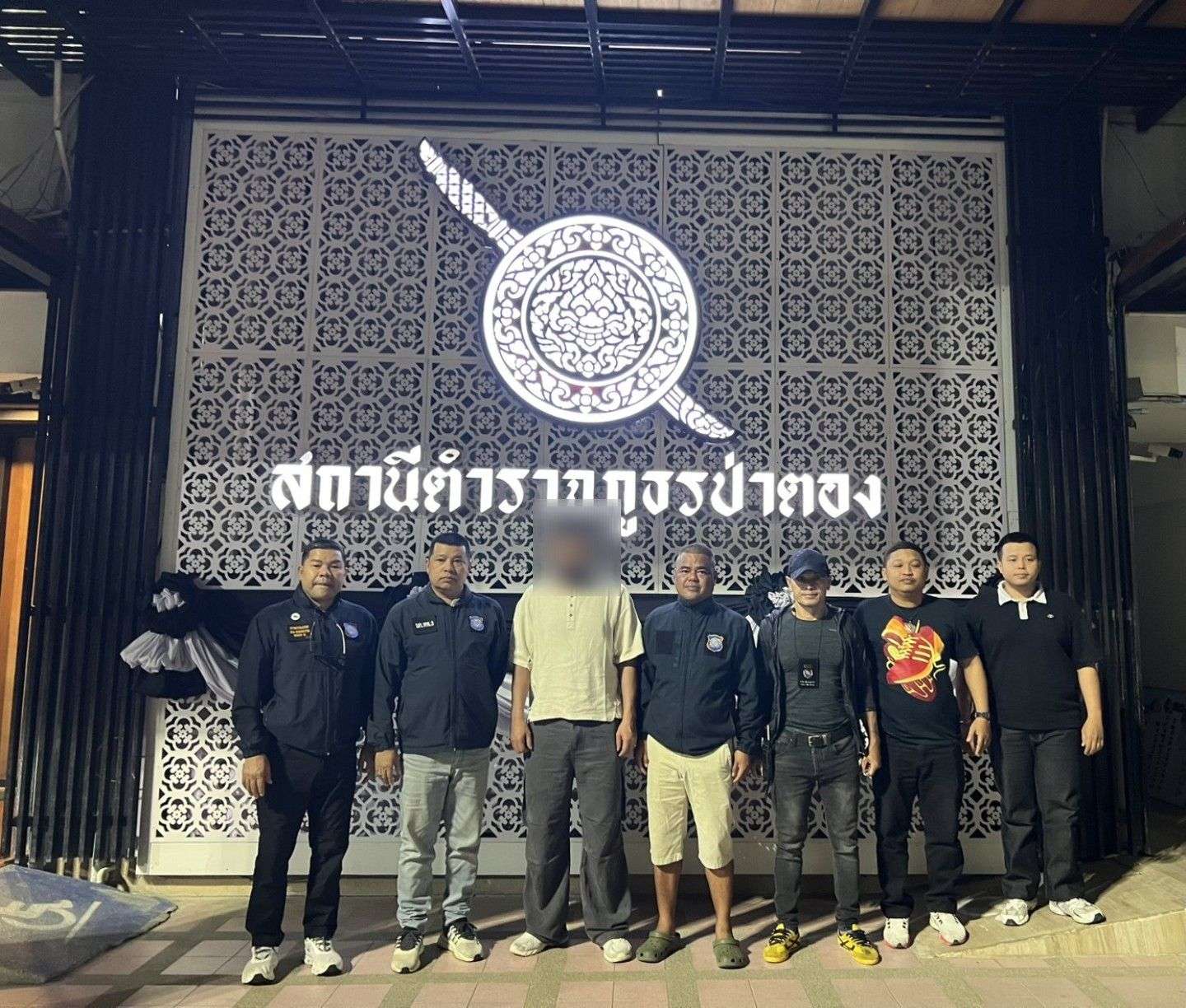นักท่องเที่ยวต่างชาติ-อนาจารกลางป่าตอง-ตำรวจท่องเที่ยว-บุกรวบตัว-ชี้-ภูเก็ตเมืองท่องเที่ยว-ไม่ใช่ที่ปลดปล่อยกาม