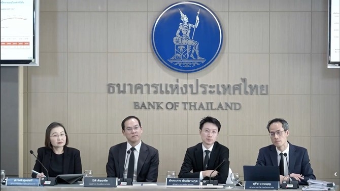 ธปทประเมิน-เศรษฐกิจไทยปีนี้ชะลอตัวต่อเนื่อง-เสี่ยงภาวะเงินฝึด-คาดเติบโตได้ร้อยละ-1.5