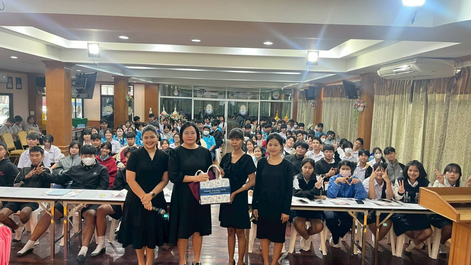 คณะเทคโนโลยีอุตสาหกรรมจัดโครงการพี่ชวนน้องเรียน-cdti-ปีที่-7-—-สถาบันเทคโนโลยีจิตรลดา-cdti