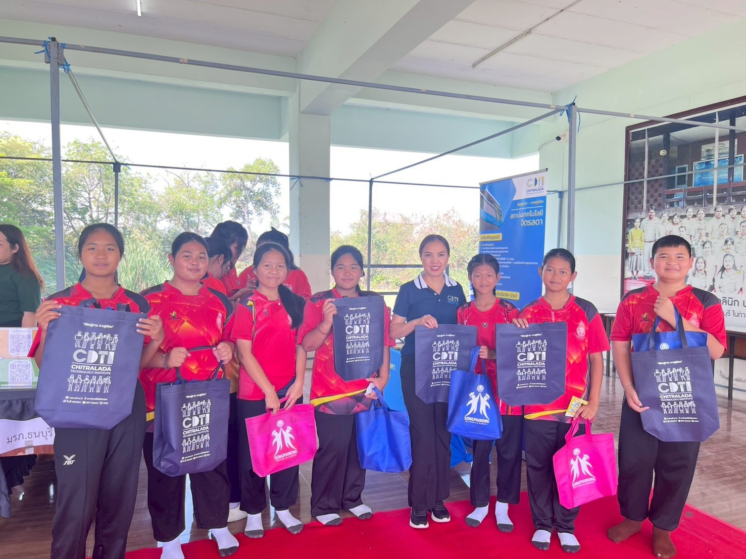 สจด-ร่วมกิจกรรม-“sn-open-house.เปิดบ้านแห่งการเรียนรู้”-ของโรงเรียนสองพี่น้องวิทยา-ปีการศึกษา-๒๕๖๘-—-สถาบันเทคโนโลยีจิตรลดา-cdti