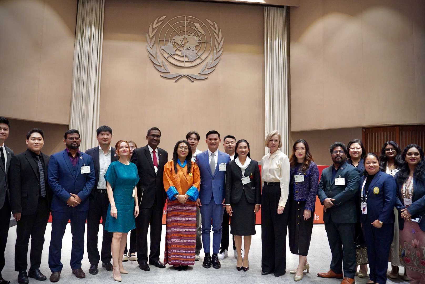 พรรคไทยก้าวใหม่-ร่วมเวทีโลก-‘พลิกโฉมการศึกษา-เพื่อพลิกโฉมโลก’-นำเสนอวิสัยทัศน์การศึกษาเพื่ออนาคตที่ยั่งยืน