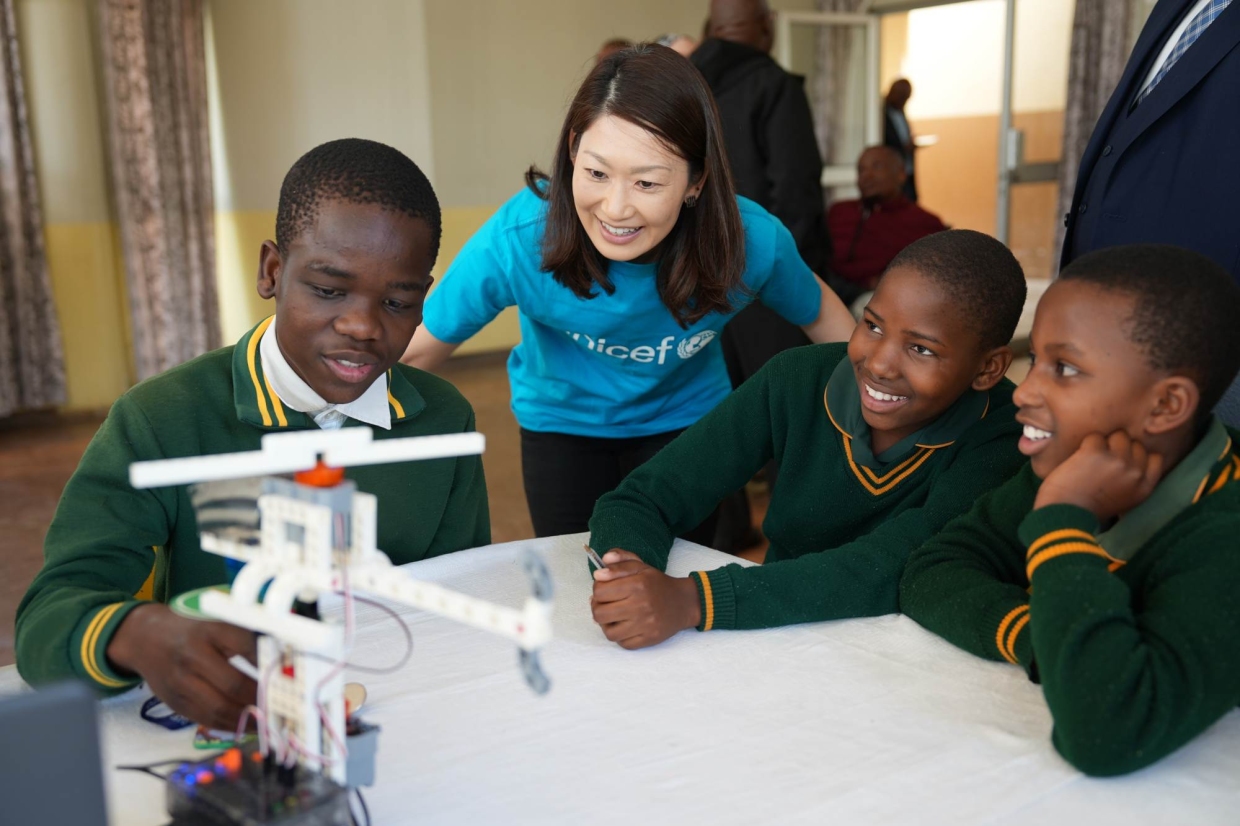 bmw-และ-unicef-สร้างโอกาสทางการศึกษา