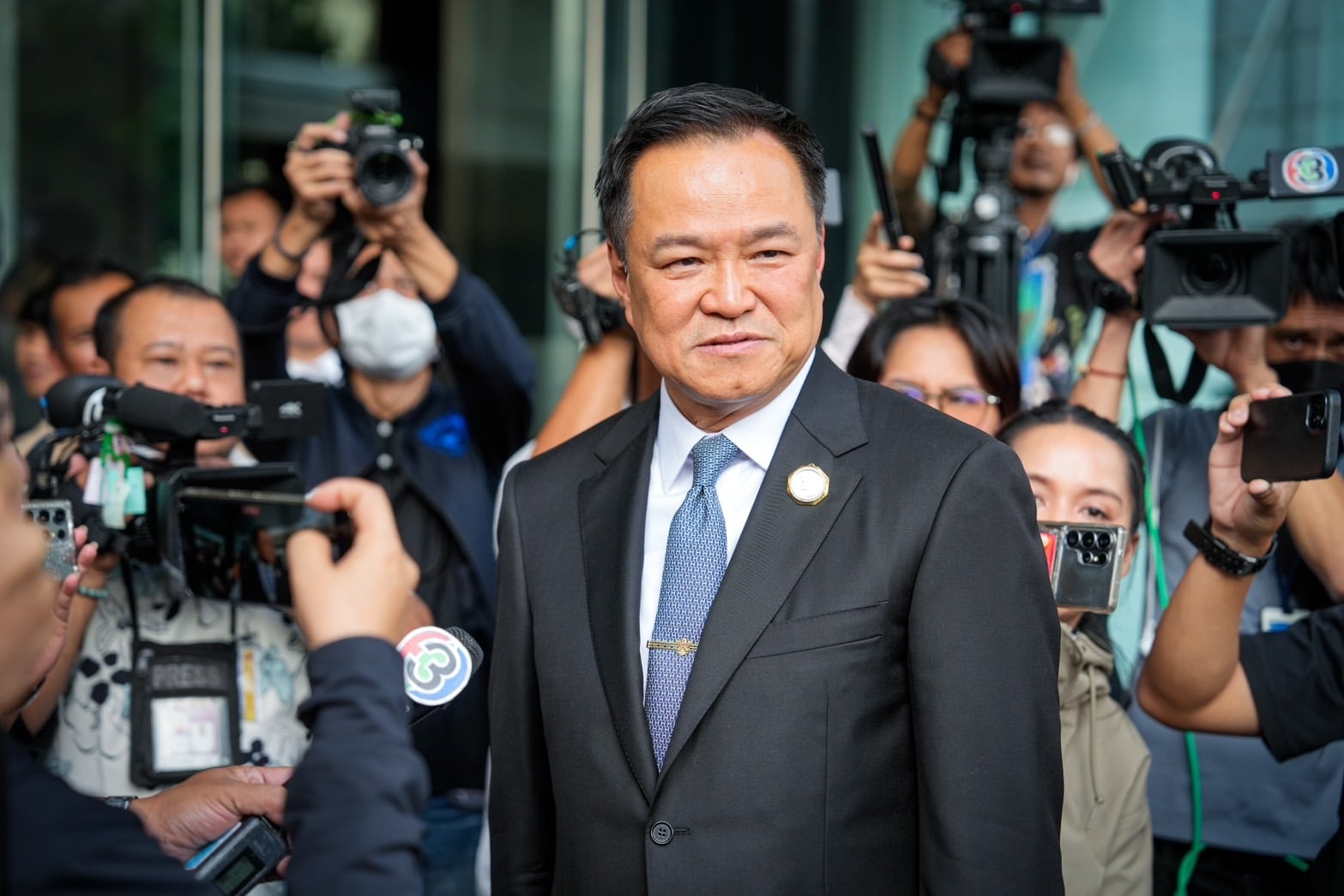 ภูมิใจไทย-จ่อยึดกระทรวง-‘เศรษฐกิจ-มั่นคง’-ทั้งหมด-แก้ปัญหาแบบเบ็ดเสร็จ -|-เดลินิวส์