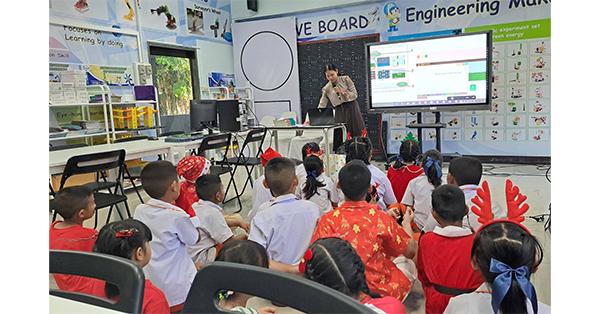 มูลนิธิ-edf-จัดอบรมเขียนโค้ดหุ่นยนต์เบื้องต้นให้นักเรียนโครงการ-เอ็นจีพี-เอ็ดดูเคชั่น-แซนด์บ็อกซ์-–-มิติหุ้น-|-ชี้ชัดทุกการลงทุน