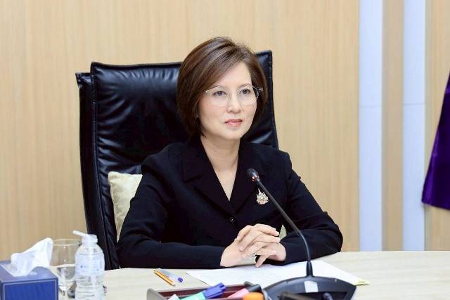 “ตรีนุช” สั่งการประกันสังคม เร่งรัด จัดการระบบไอที ให้เสร็จภายในกลางปี 69 ไม่ให้กระทบผู้ประกันตนหลังถ่ายโอนข้อมูลเข้าระบบ SSO Core แล้ว