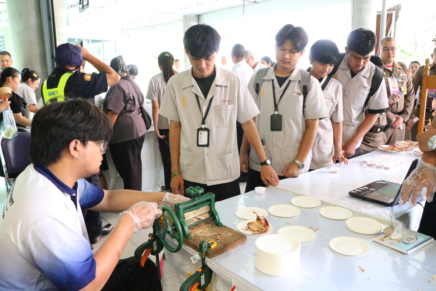 สจด.-จัดกิจกรรม-“ตลาดนัดความรู้-ภูมิปัญญาท้องถิ่น”-@cdti-—-สถาบันเทคโนโลยีจิตรลดา-cdti