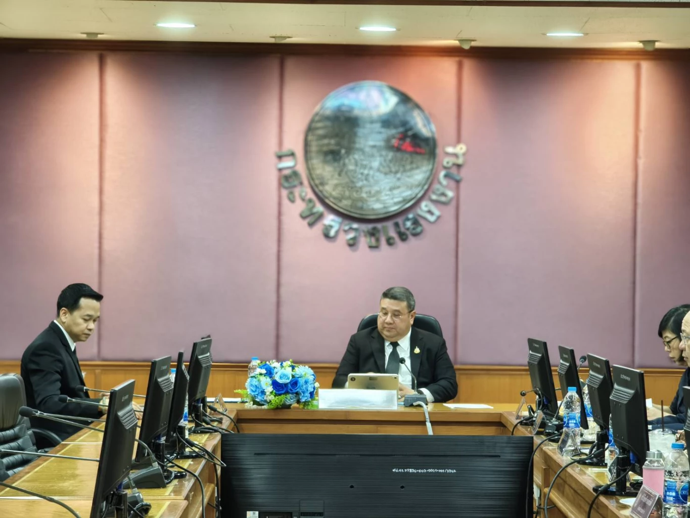 ‘ไอซ์-สหัสวัต’-วืด!-ที่ประชุมเคาะไม่ต้องมีที่ปรึกษาปฏิรูป-สปส.